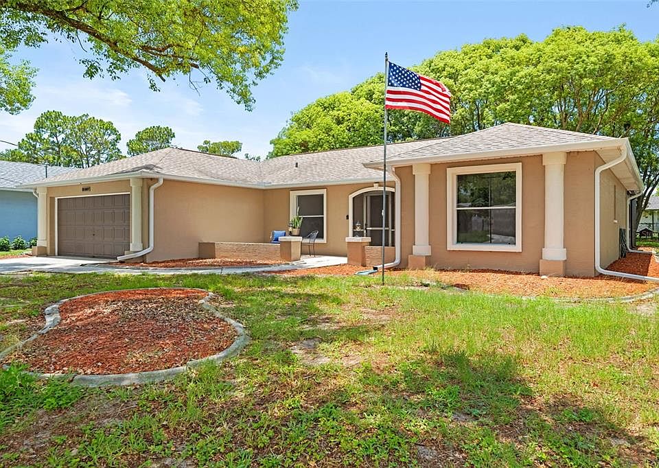 1st image of 11487 KERRIDALE AVENUE