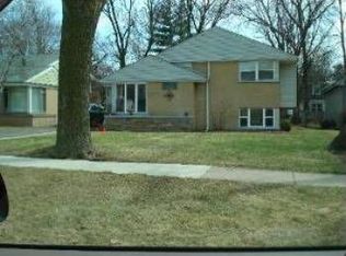 1211 E Kensington Rd, Arlington Heights, IL 60004