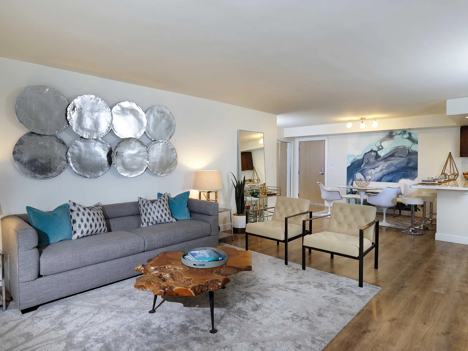 Wayfarer Apartments + Marina — Photo 2