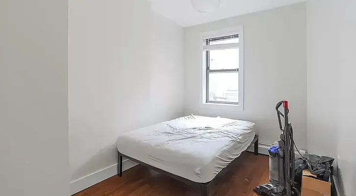 Rented by Hagstrom Management Inc | media 20