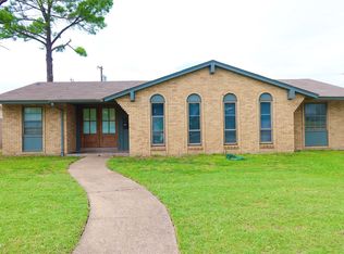 4005 Burning Tree Ln, Garland, TX 75042