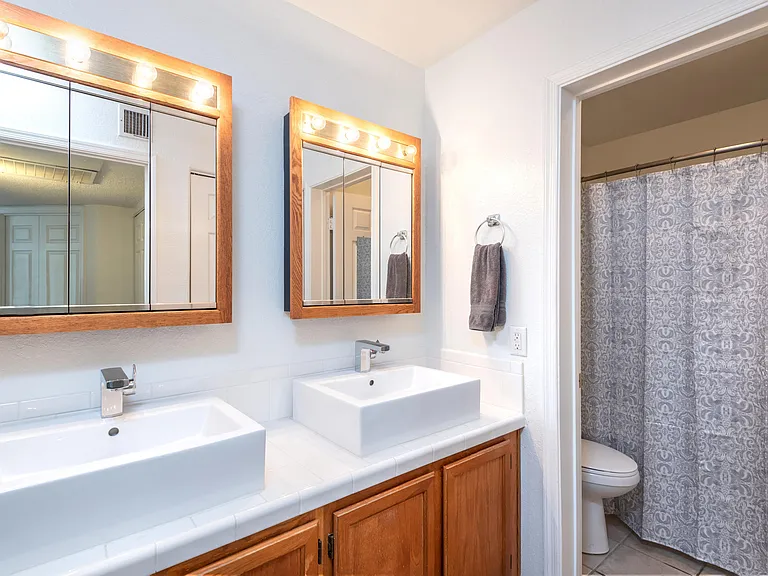 6655 N Canyon Crest Dr #9253 — Photo 8