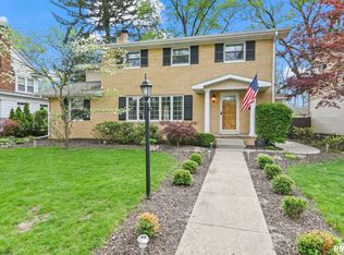 1626 S Bates Ave, Springfield, IL 62704