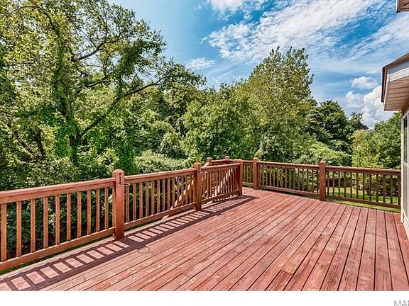4th image of 1164 Arbor Place Dr