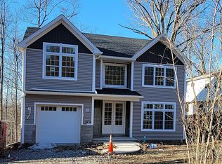 440 Storms Rd, Valley Cottage, NY 10989