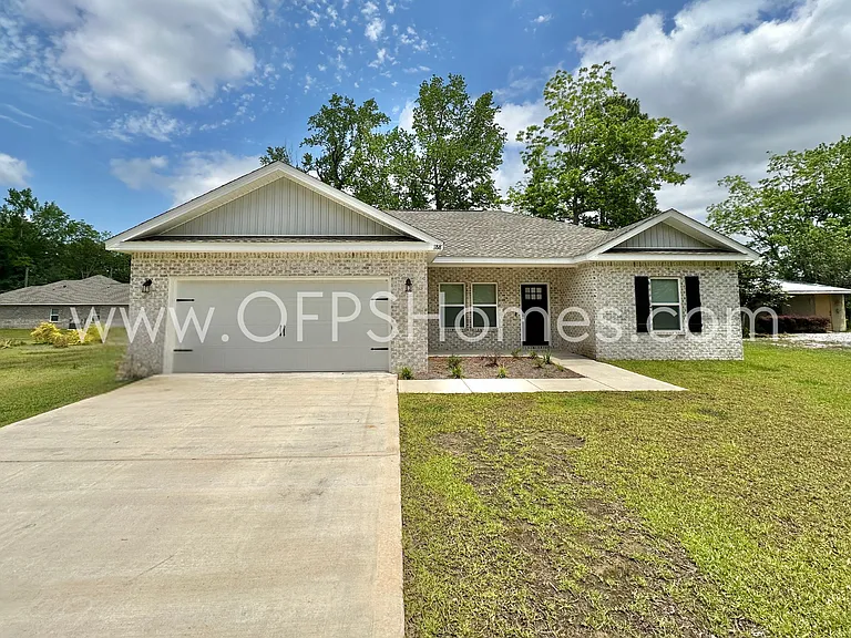 188 Park Ln — Photo 3
