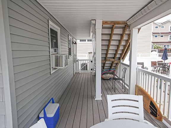 3rd image of 141 74th St #74