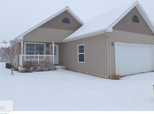 61 Lilac Ln, Mason, MI 48854