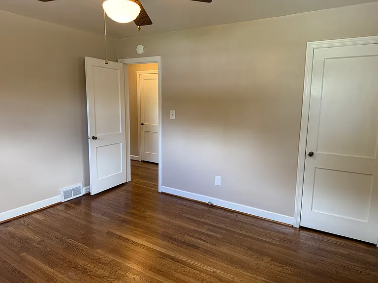 7 Robinwood Ave — Photo 23