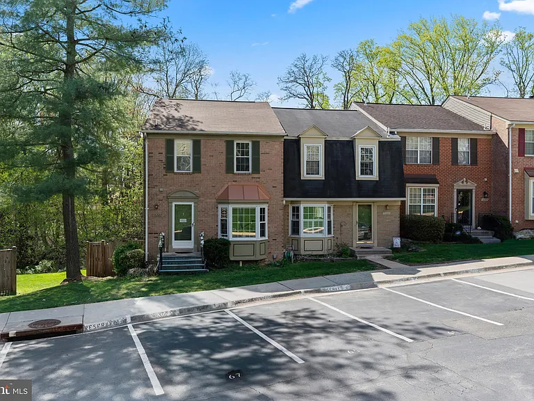 10267 Green Holly Ter — Photo 45