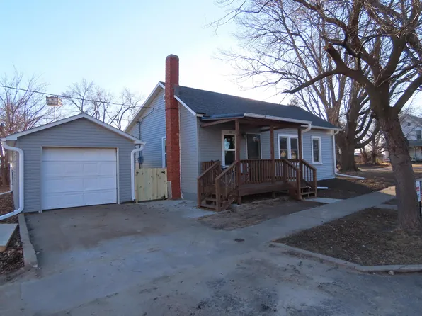 515 State St, Bellwood, NE 68624