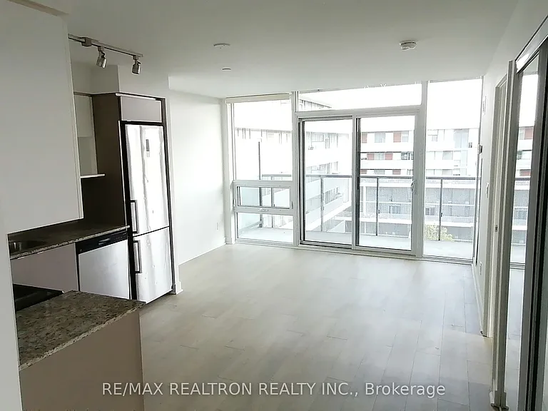 160 Flemington Rd #715 — Photo 12