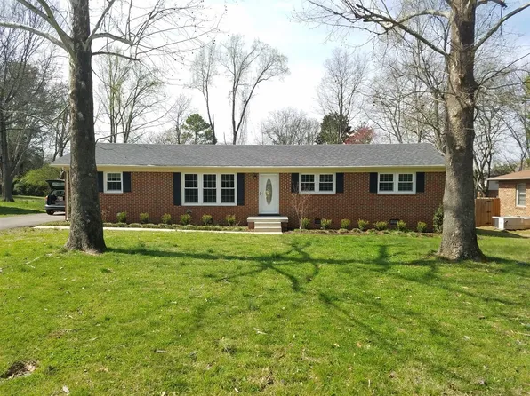 1903 Susan Dr, Murfreesboro, TN 37129