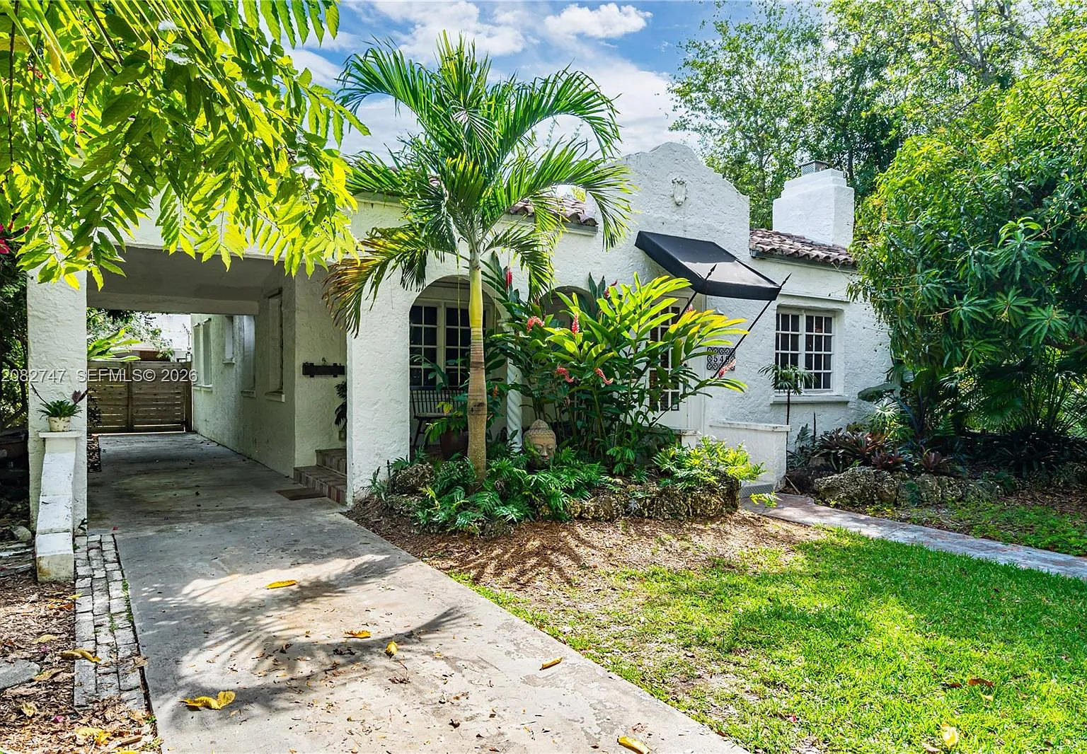 Coral Gables Sec B — Photo 2