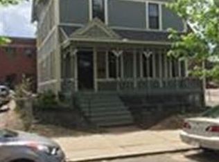 32 Temple St, Springfield, MA 01105