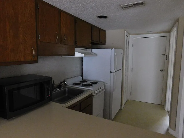6222 Harbourside Dr — Photo 10