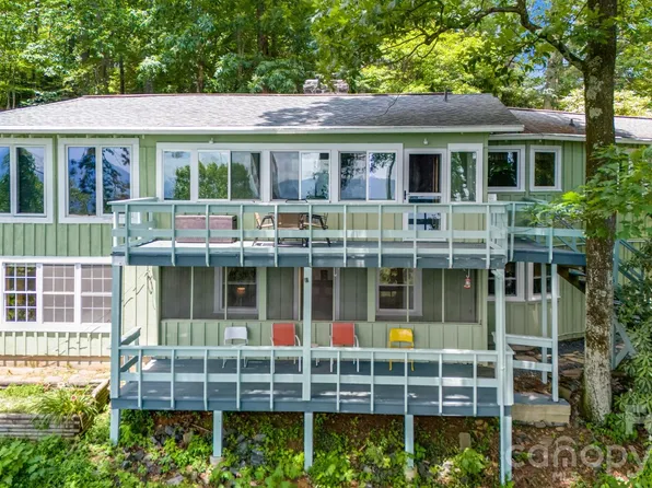 203 Laurel Ln, Marion, NC 28752