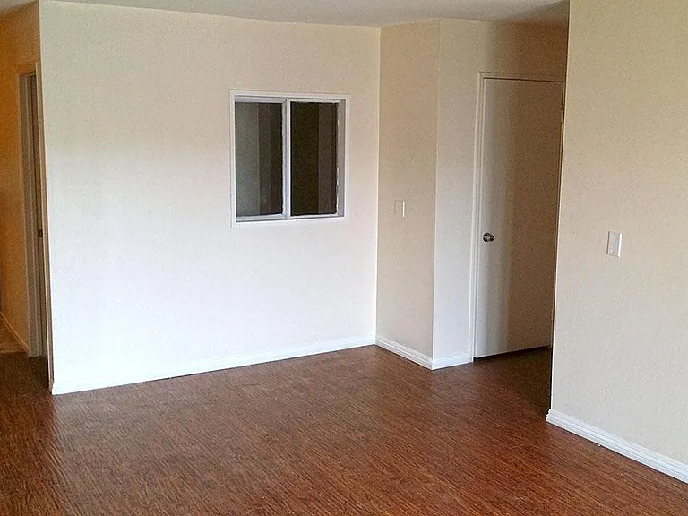 23641 Golden Springs Dr — Photo 2