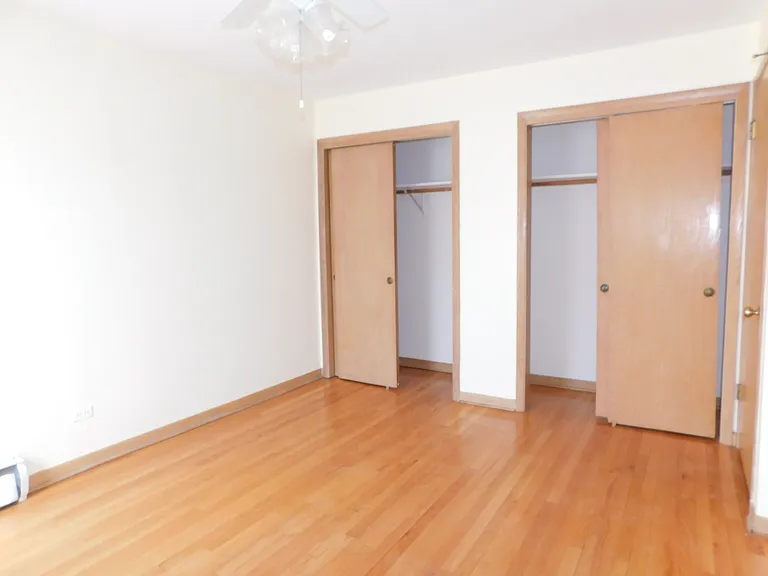 6762 N Sauganash Ave #1N — Photo 8