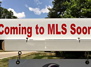 6125 Bay Pond Rd, Ravenel, SC 29470