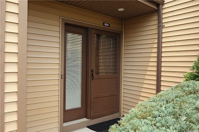 1st image of 100 Daly Blvd #604