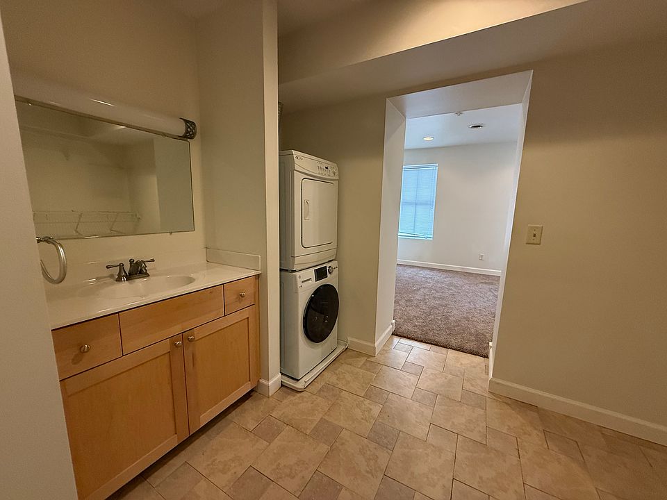 2nd image of 20 E Main St #1