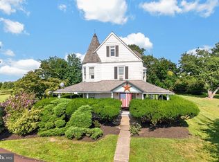 320 Hilltown Pike, Line Lexington, PA 18932