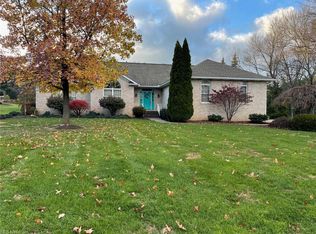 3075 Mill Ridge Cir NW, Canton, OH 44708