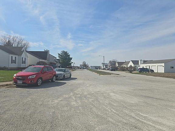 5th image of 612 Snead Rd
