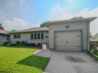 33 Bradford Ln, Madison, WI 53714