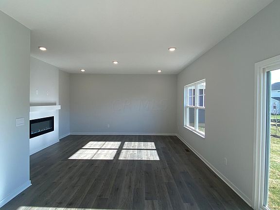 2nd image of 4281 Holstein Dr