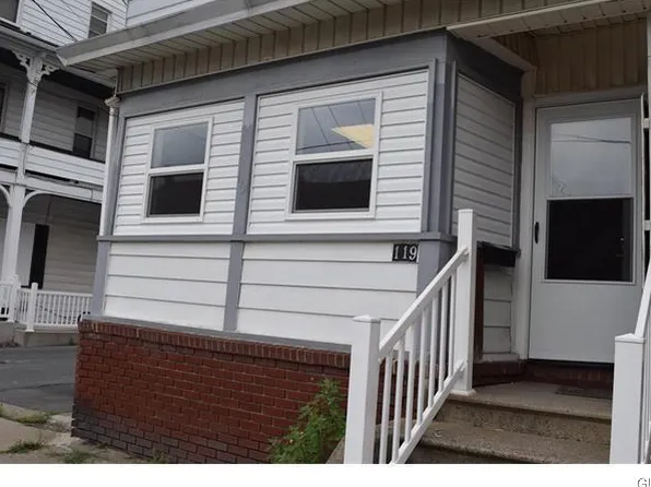 119 W Main St, Pen Argyl, PA 18072