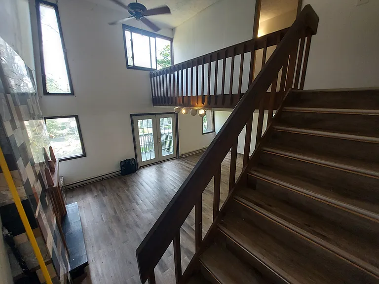 2424 Winding Way — Photo 15