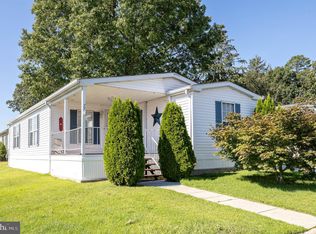 77 Garfield Pl, Williamstown, NJ 08094