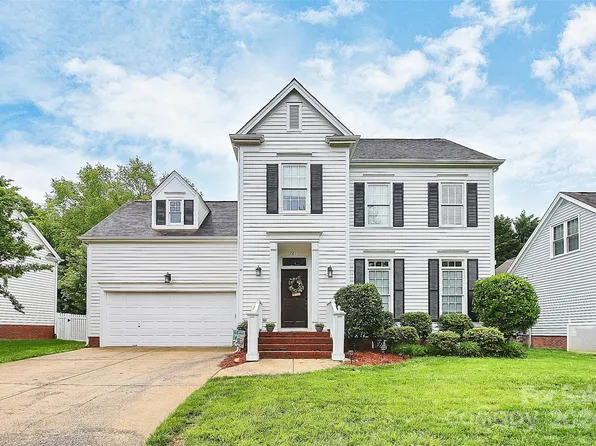 2801 Saintfield Pl, Charlotte, NC 28270