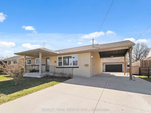 5009 Amelia Cres, Niagara Falls, ON L2E 5C4