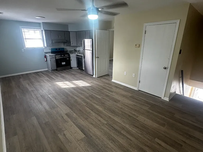 3992 Penn Ave #11 — Photo 3