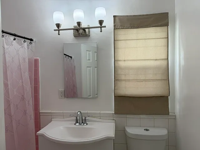 968 Tularosa Dr #2 — Photo 7