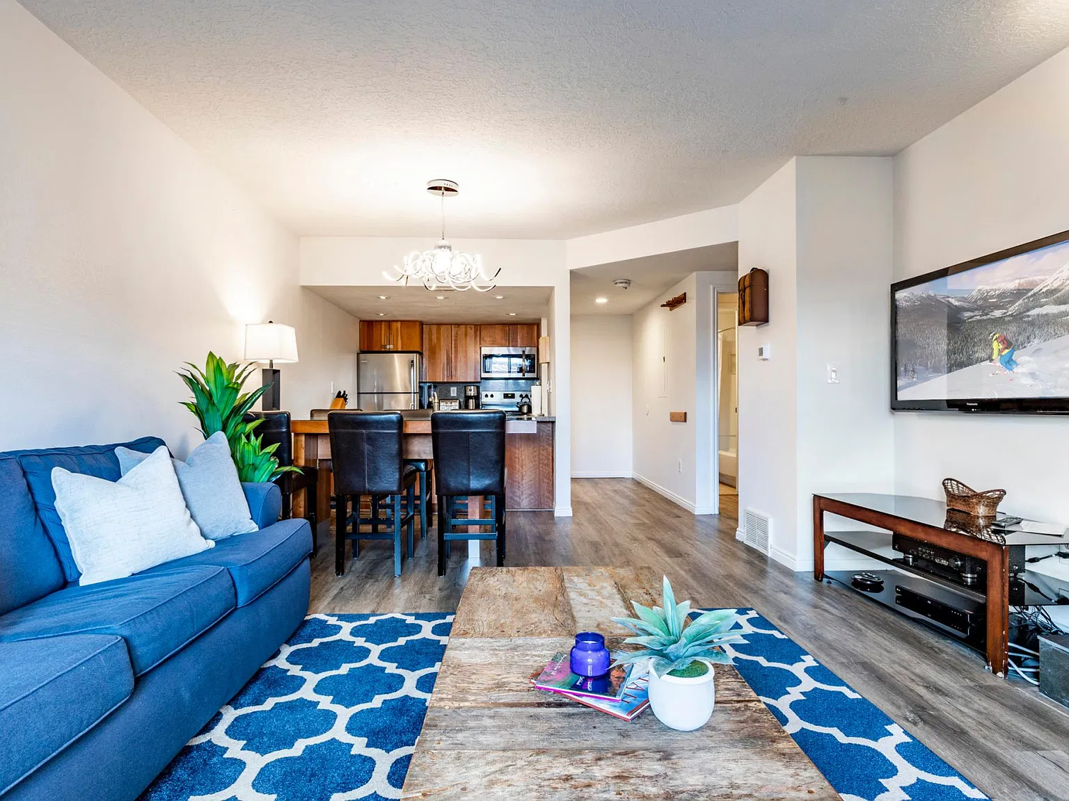 2 bed, 1200 sqft, $25,000 — Photo 2