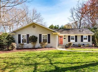 2208 Stonewood Dr, Charlotte, NC 28210