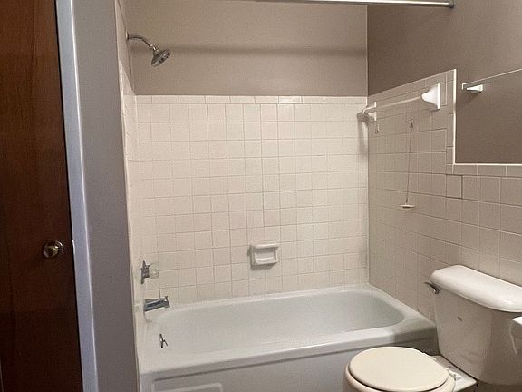 4th image of 315 Wilson St #553
