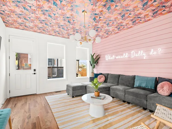 909 19th Ave N, Nashville, TN 37208