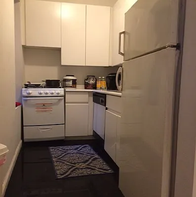 Rented by Pink Stone Realty LLC | media 27