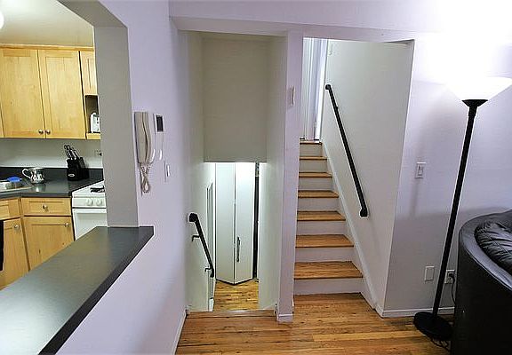 5th image of 325 E 64th St APT 509