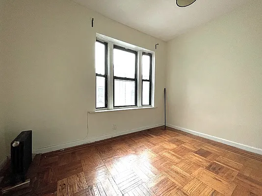 Rented by Charney Real Estate LLC | media 5