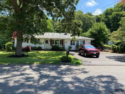 576 Starlight Drive, Shirley, NY, 11967