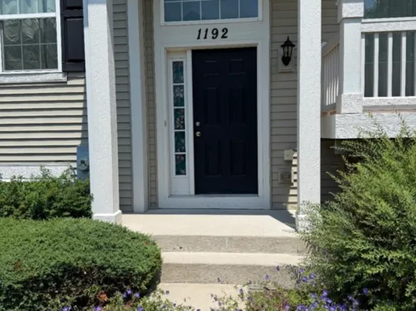 1192 Alta Vista Dr #1192, Hampshire, IL 60140