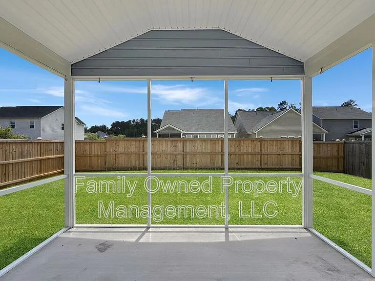 2048 Longhorn Ln — Photo 48