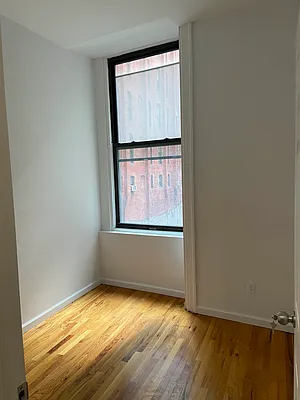 Rented by City Connections Realty | media 18