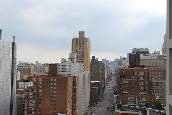 Rented by G. Laurie Cooper | media 17